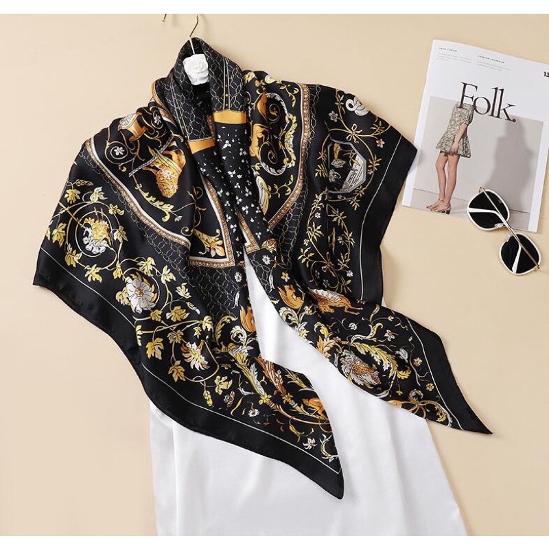 Khăn lụa màu đen cao cấp size 110x110cm