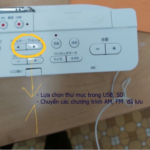 Đài học ngoại ngữ, nghe Radio, CD, SD, USB Toshiba TY-CX700 - Hàng sản xuất cho thị trường nội địa Nhật chạy điện 100V