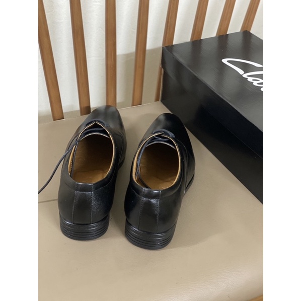 Giày Tây Clarks cột dây phối da nhám và bóng