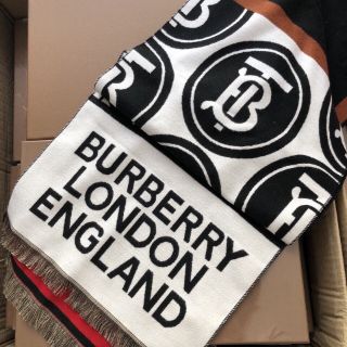 KHĂN BURBERRY SIÊU ĐẸP