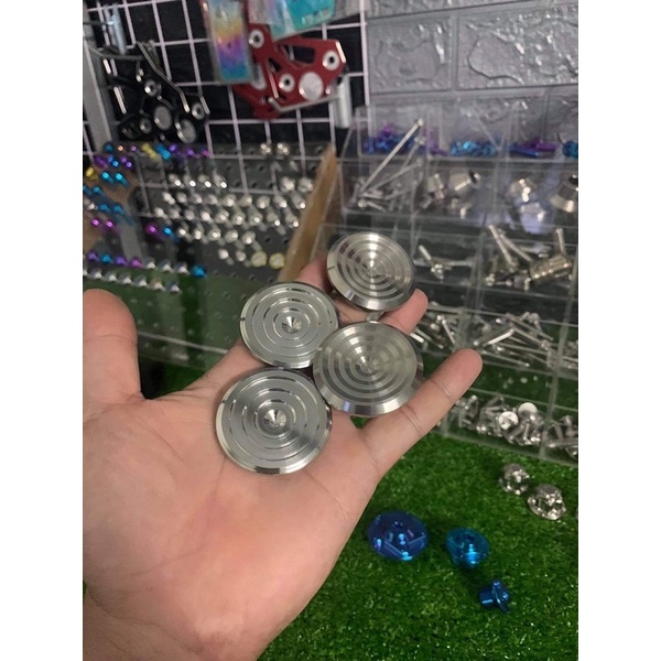 Nút Cate / Nắp cate / Nút chụp bọc sên Salaya inox304  cho các dòng Honda Wave / Dream /Future