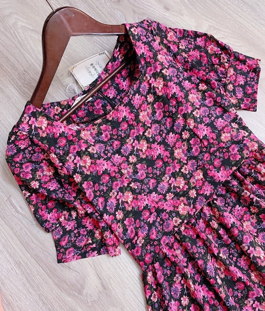 BÁN SỈ VÁY XOÈ HOA TÍM CHO NỮ | BigBuy360 - bigbuy360.vn