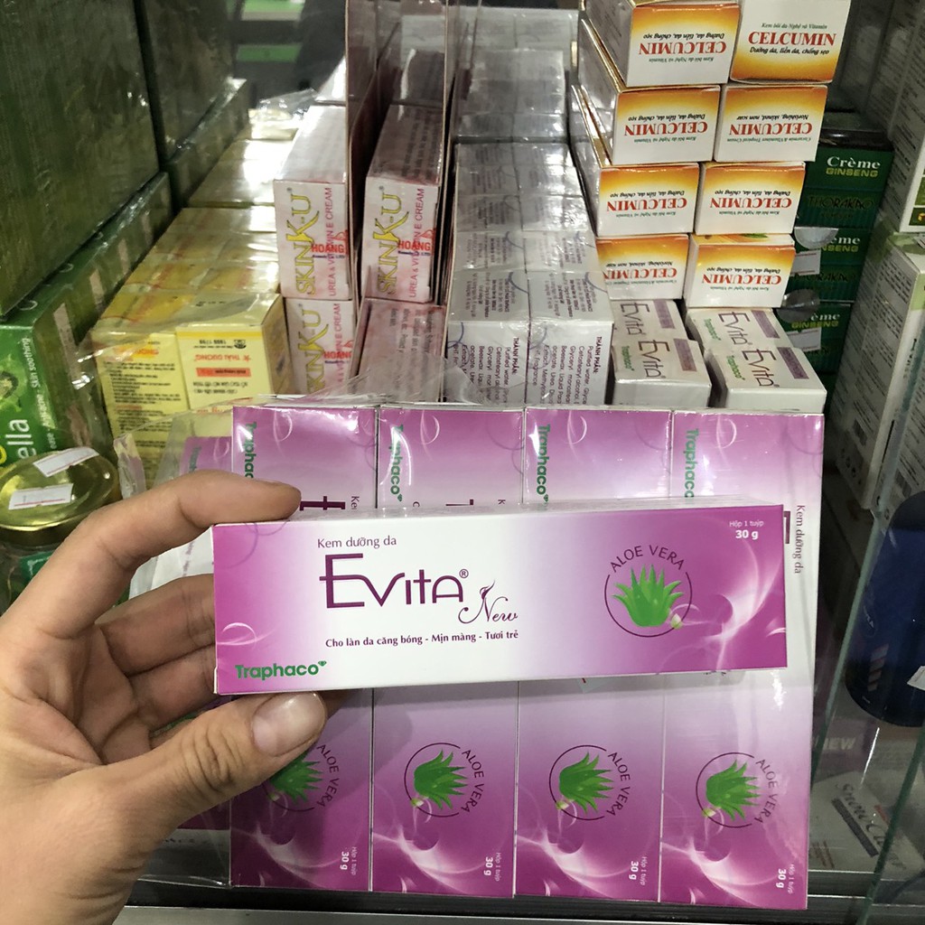 Kem dưỡng da Evita New 30gr Traphaco