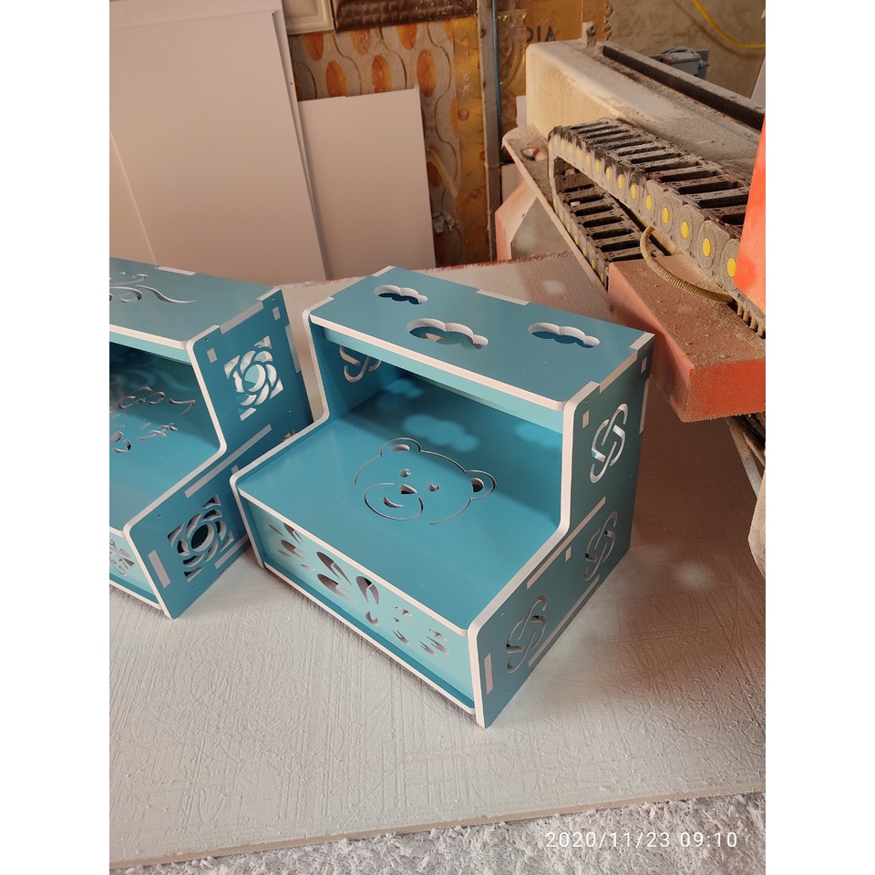 Kệ chân Nail có ngăn