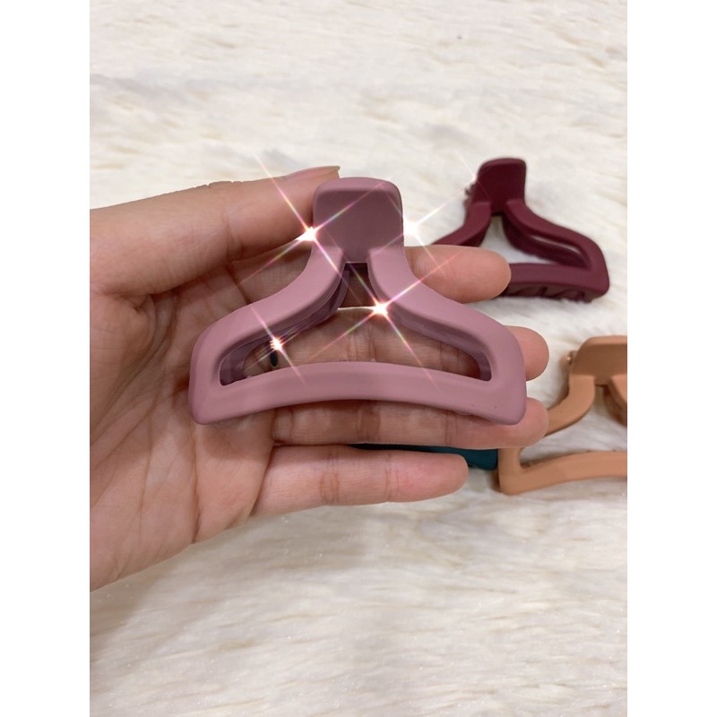 KẸP TÓC CÀNG CUA HOT TREND STYLE HQ