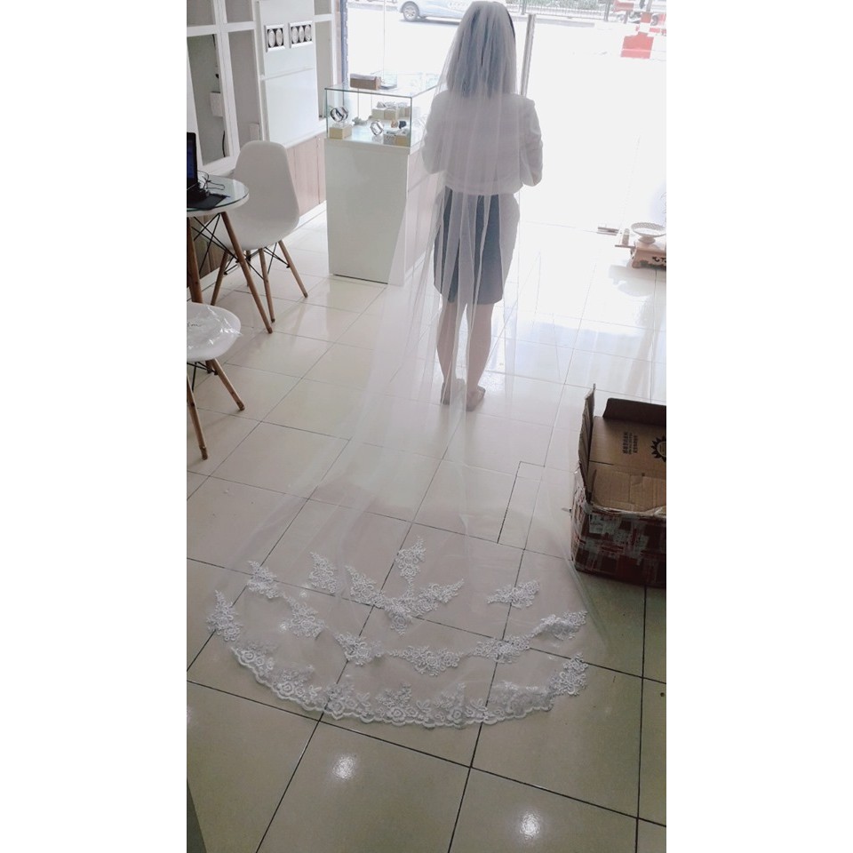 voan cô dâu thêu 3 hàng ren có giá sỉ