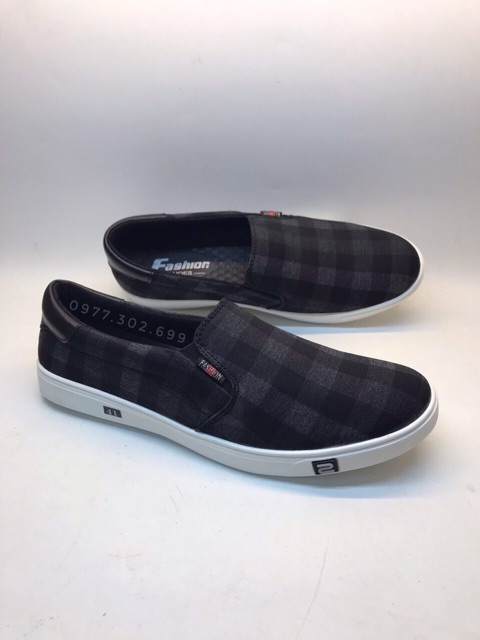 Giày nam slip on kẻ đẹp | BigBuy360 - bigbuy360.vn