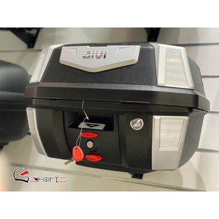 Thùng sau Givi B42N ALTATICA