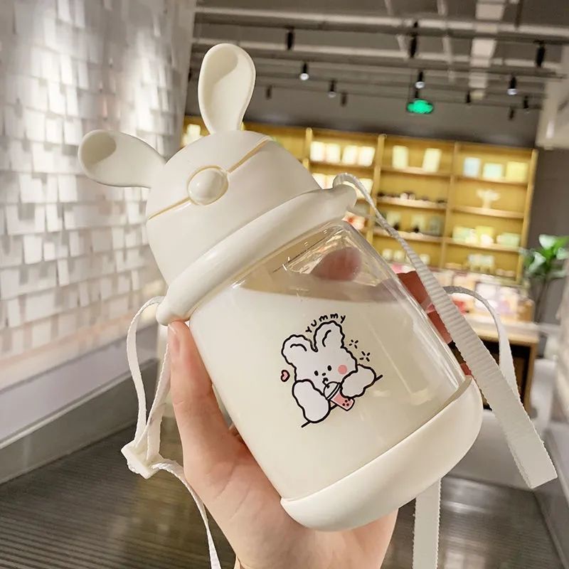 Bình nước nhựa có ống hút phong cách dễ thương 2021 cho bé gái
