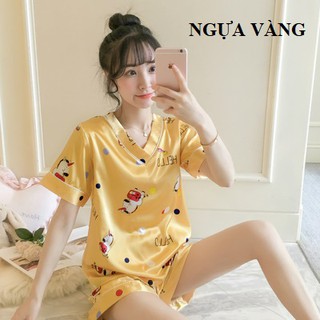 Bộ ngủ lụa cộc tay cổ tim hình đơn giản dễ thương