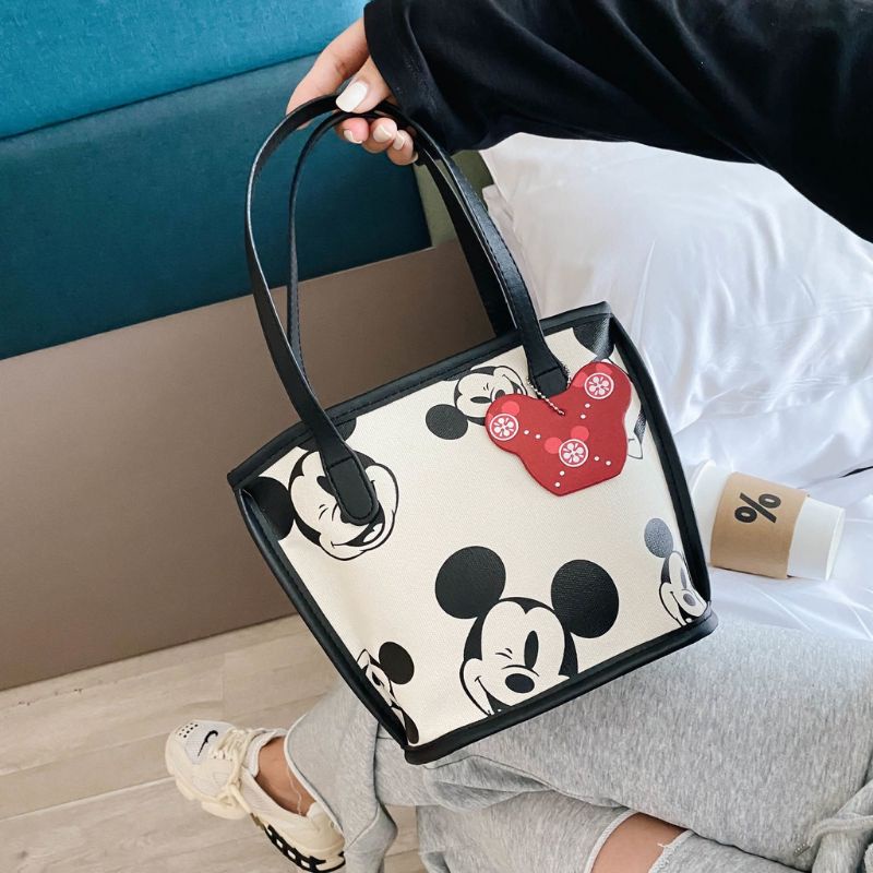 Túi có hình chuột Mickey siêu xinh