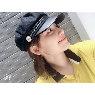 Nón thuỷ thủ mặt trăng