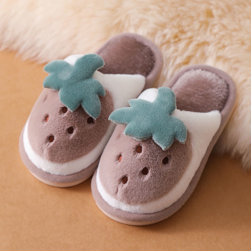 Dép Bông Đi Trong Nhà Cho Bé Hình Trái Cây Dâu Tây Dễ Thương