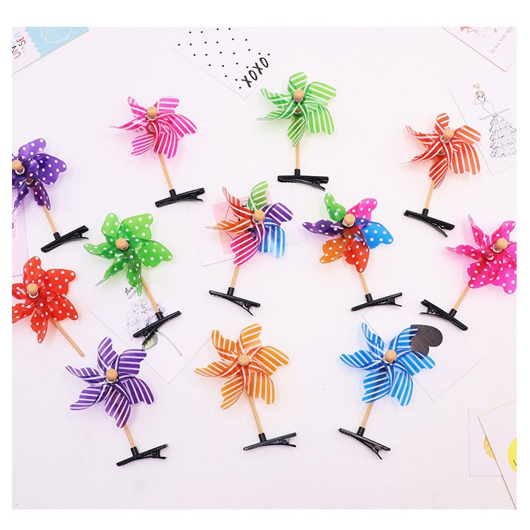 Chong chóng nhựa trang trí nhà cửa góc làm việc doll