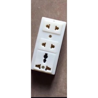 Ổ cắm 3 lỗ cắm giá 1c