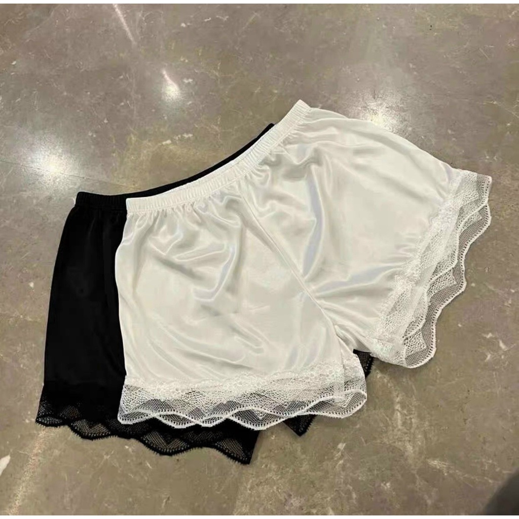 Quần shorts nữ trơn chất phi lụa phối viền ren hot
