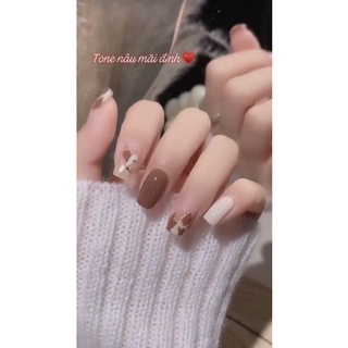 Nailbox móng up design đơn giản tone nâu phối đá