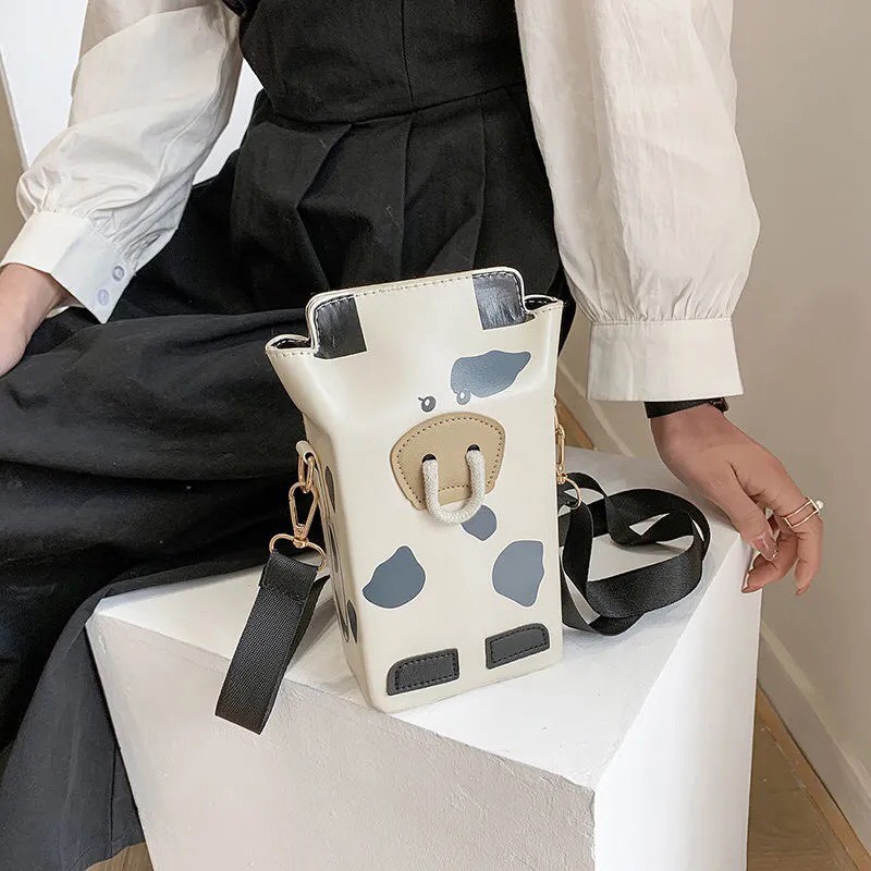 Túi đeo chéo hình hộp bò sữa siêu đáng yêu