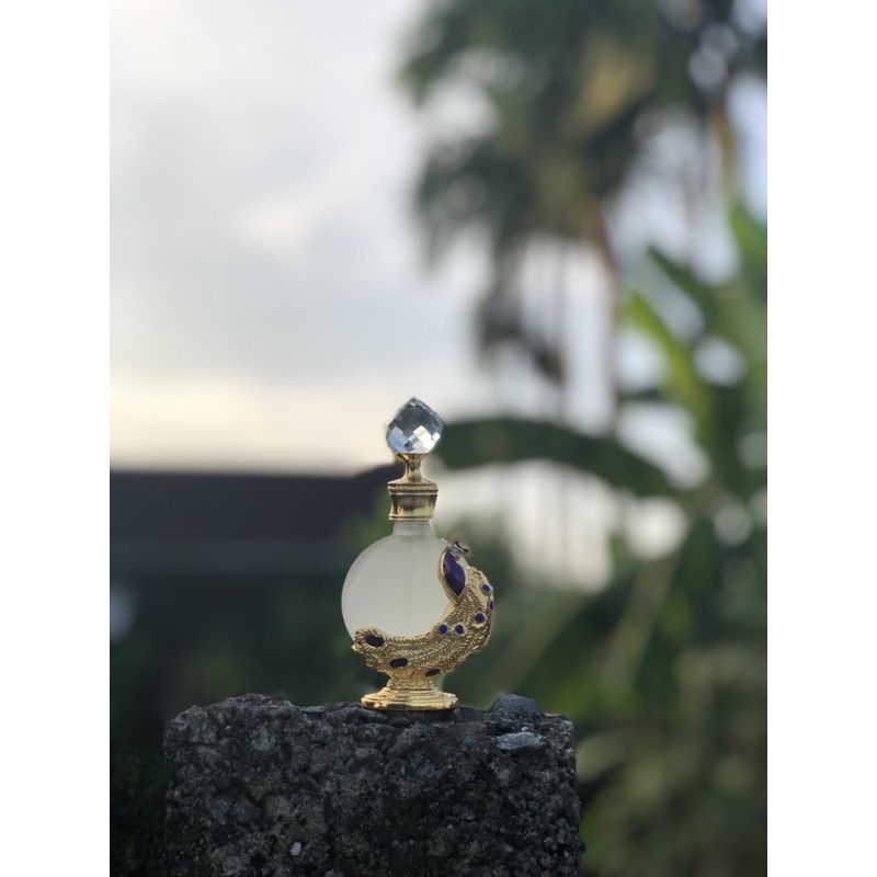 Tinh Dầu Nước Hoa Dubai Con Công nhập khẩu chính hãng 100% | Thế Giới Skin Care