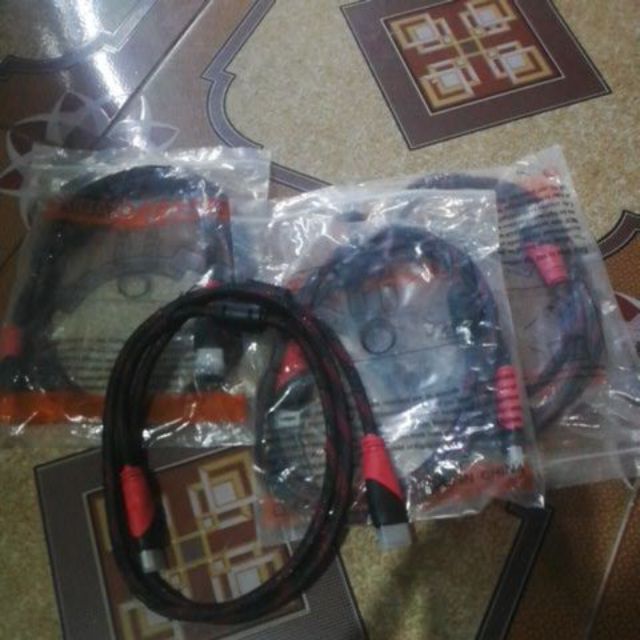 Cáp HDMI kết nối tivi với mạng internet