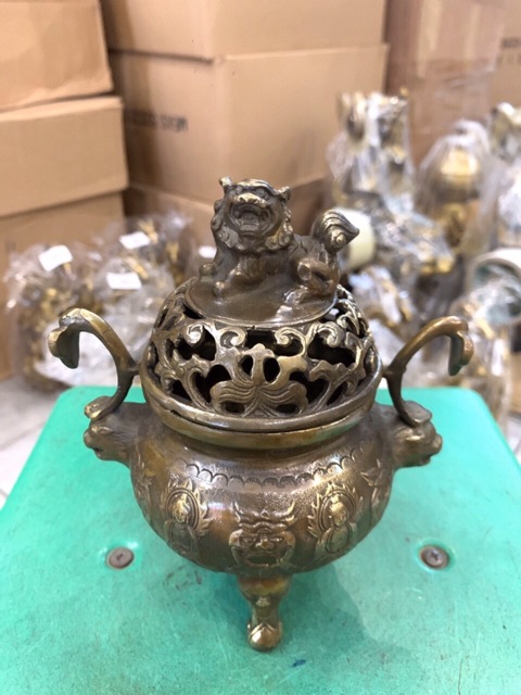 Lư Xông Trầm đốt trầm Phật tai như ý bằng đồng