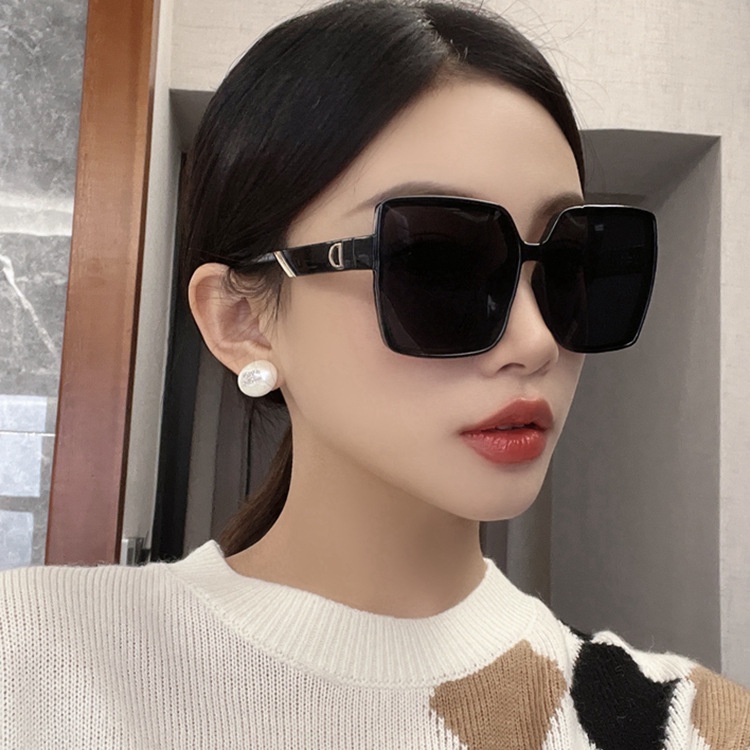 Kính Mát Gọng Vuông Lớn Chống Tia UV400 Thời Trang Cho Nữ