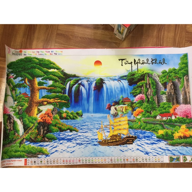 Tranh đính đá thành phẩm