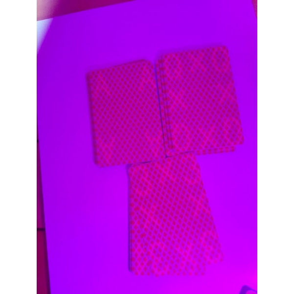 Bài áp tròng ca rô đỏ /bài kính áp tròng/bài kim cương áp tròng/bài đỏ ca rô áp tròng