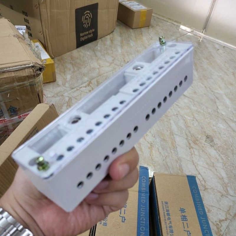 Cầu Đấu Chia Dây Điện Đôi 1 Ra 8 FC8