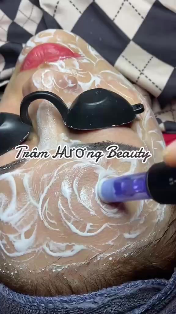 Cấy trắng lụa Hoàng Gia ,  Bộ sản phẩm cấy trắng dành cho spa | BigBuy360 - bigbuy360.vn