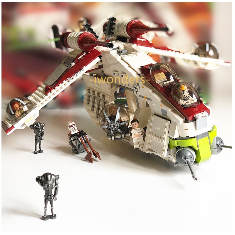 Khối Đồ Chơi Lắp Ráp Tàu Không Gian Khổng Lồ Obi-Wan Anakin Skywalker Gồm 7 Mô Hình Tàu Vũ Trụ Khổng Lồ MOC / 75021