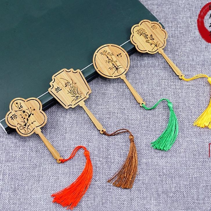 Bookmark Quạt tròn gỗ cổ phong kèm tua rua cổ trang