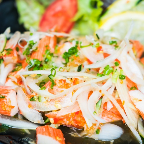 Thanh Cua cuộn Maki Sushi  dài 18cm 500G / 1KG