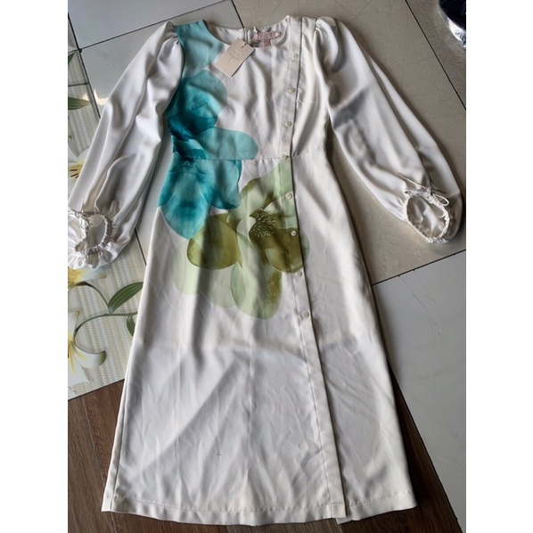 Đầm TED BAKER tay phồng vải mượt mát 🍀🍀🍀🍀