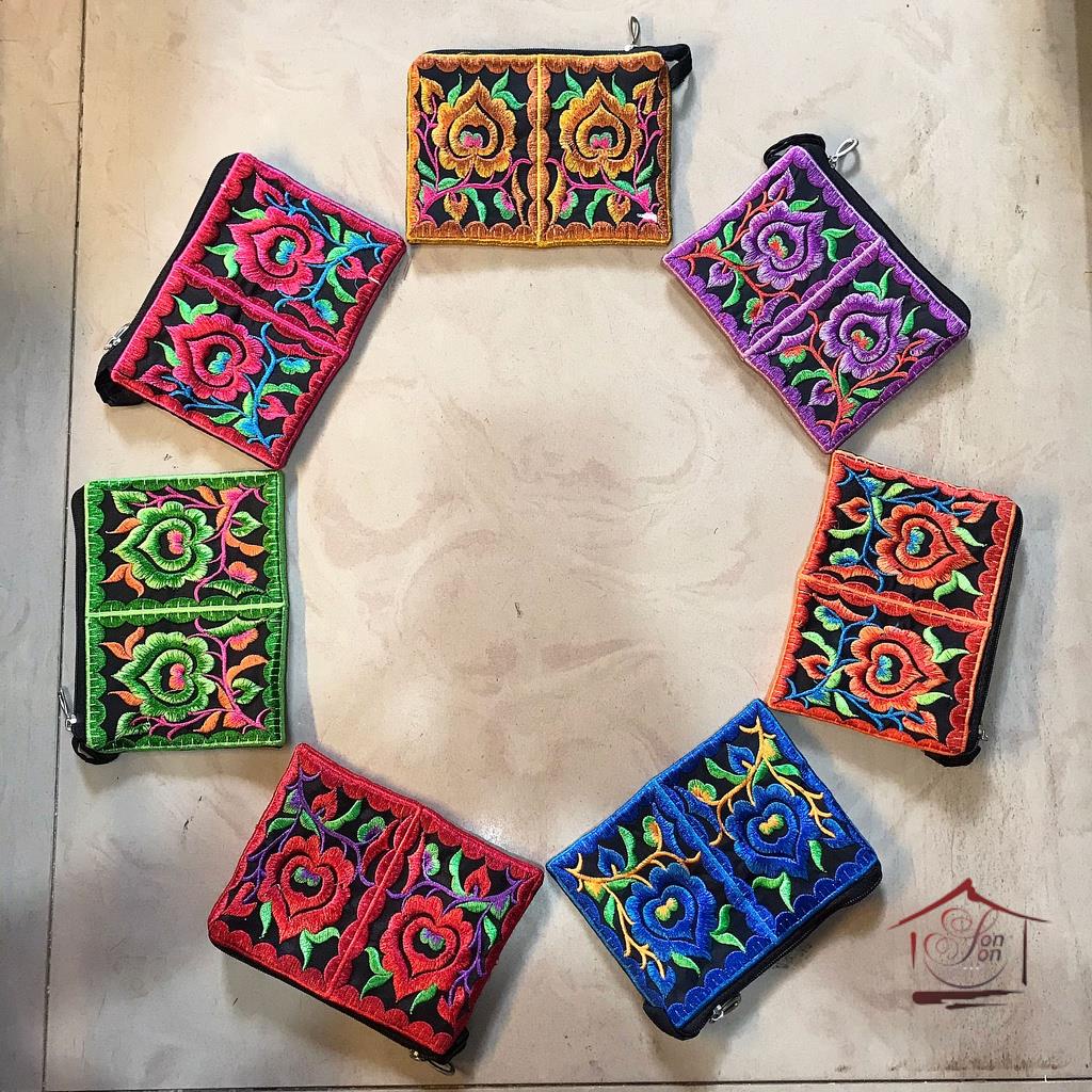 VÍ PHỤ KIỆN, NỮ TRANG Thêu Hoa Vuông Khóa Kéo Thổ Cẩm Thủ Công Thân Thiện Với Môi Trường