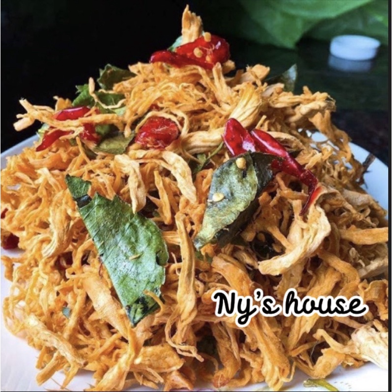Khô gà lá chanh nhà làm