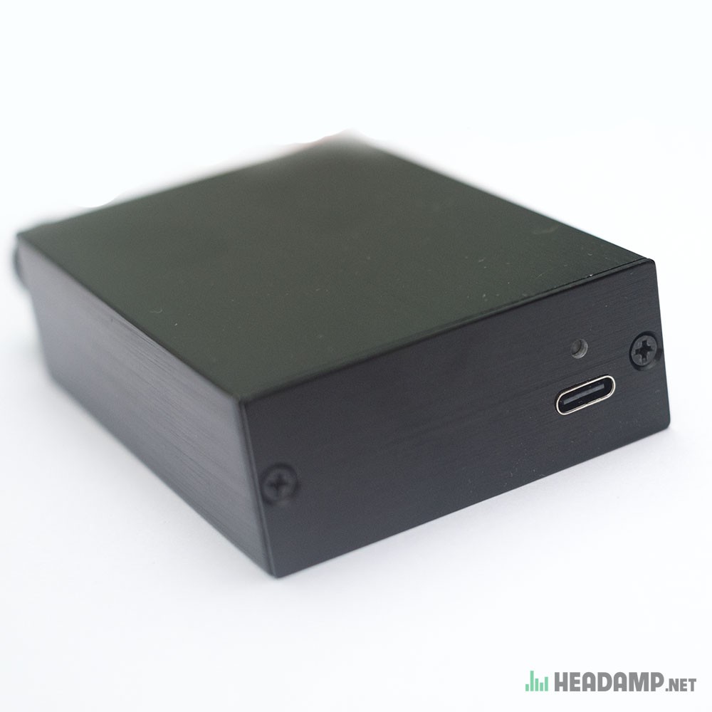 Headamp V3+ ampli di động cho tai nghe sử dụng theo sơ đồ "47 amp"