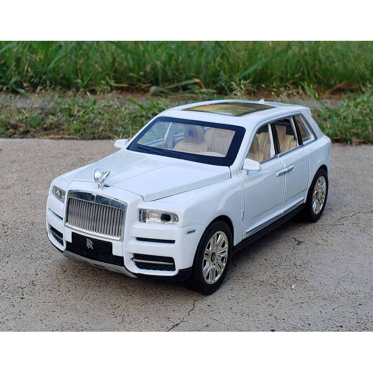 MÔ HÌNH XE Ô TÔ Rolls-Royce Cullinan màu Đỏ đúc Kim Loại | Tỉ lệ 1:24