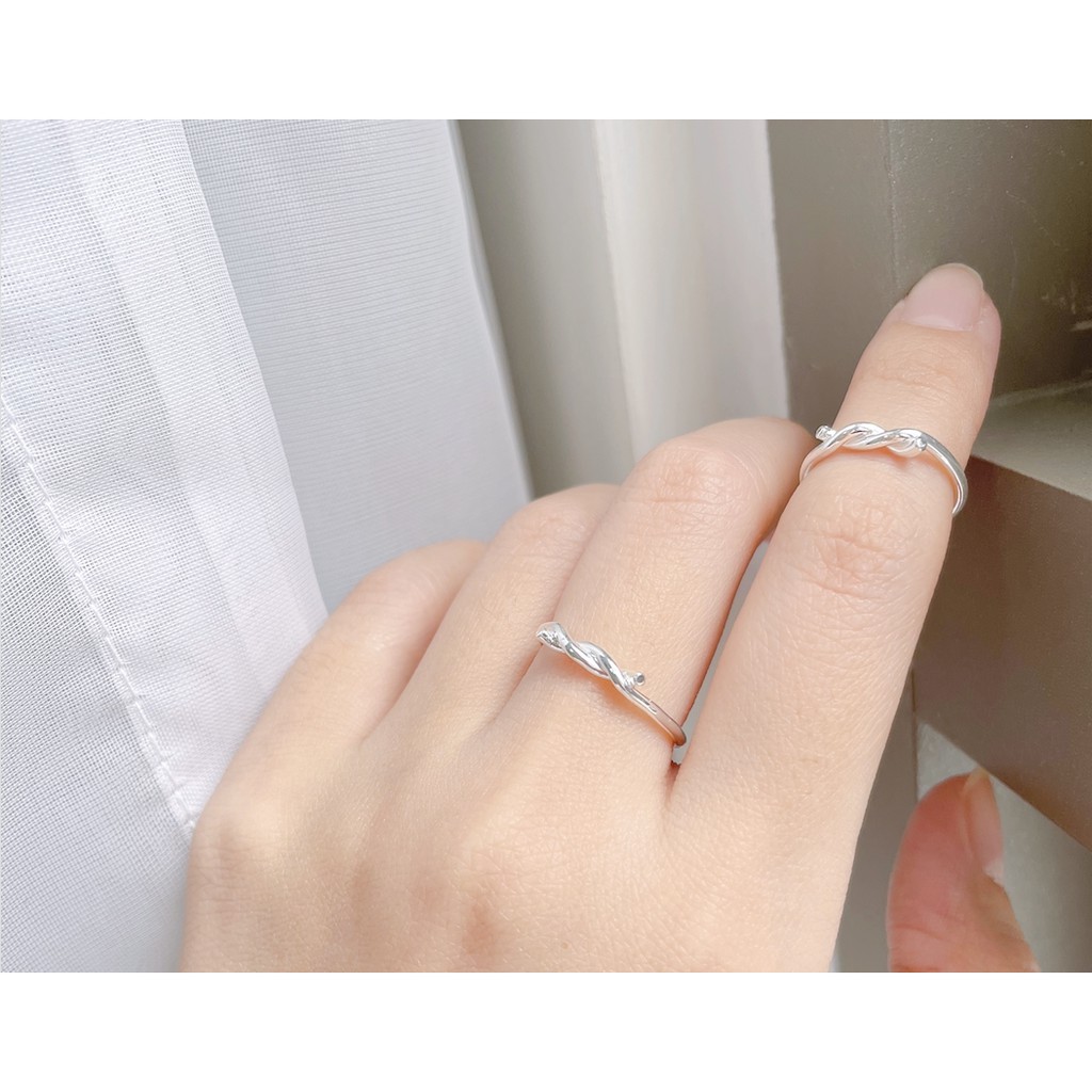 Nhẫn Nữ Bạc 925 Cao Cấp SHIMMER SILVER BIND Họa Tiết Vòng Xoắn Nhau Độc Lạ