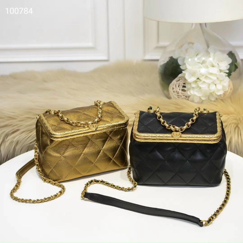 Túi mini Chảnel kiss lock hàng VIP Đen-Gold (chat trước khi đặt)