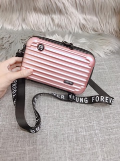Vali cốp mini đeo chéo đựng đc cả thế giới luôn ạ ❤️❤️🤣❗️☺️☺️😘😘😘😘😘☺️☺️☺️❗️☺️💯☺️☺️😘😘😘😘😘😘😘😘😘😘😘👌😒😒😘😘