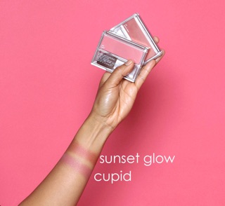 Phấn má Clinique blushing blush powder
