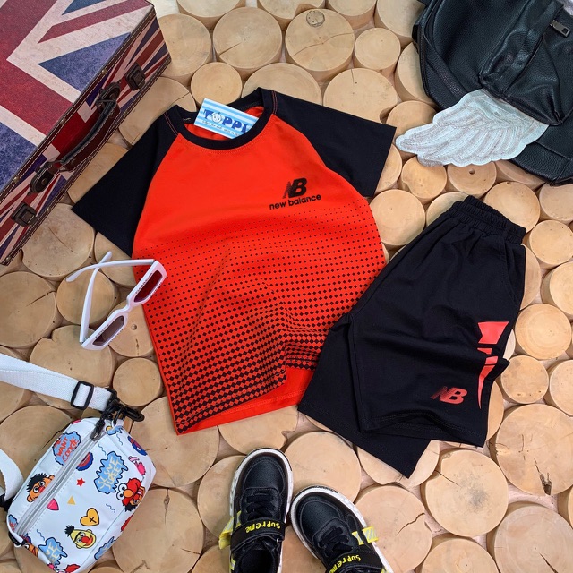 Bộ bé trai phong cách thể thao vải cotton 100% NB