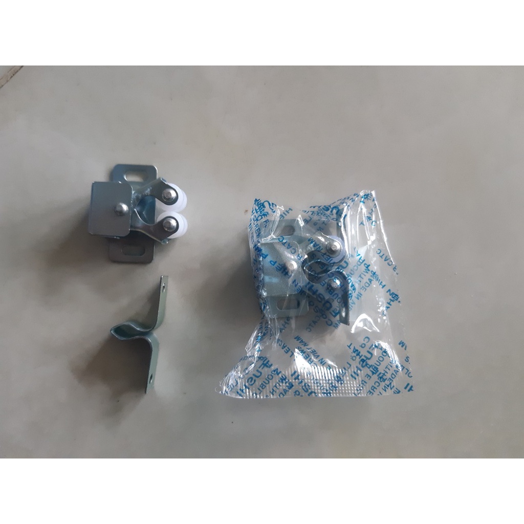 10 Cái Chốt Kẹp CánhTủ,cánh bếp.cánh cửa