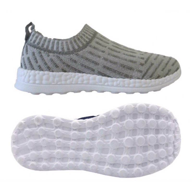 Giày xỏ cho mẹ và bé