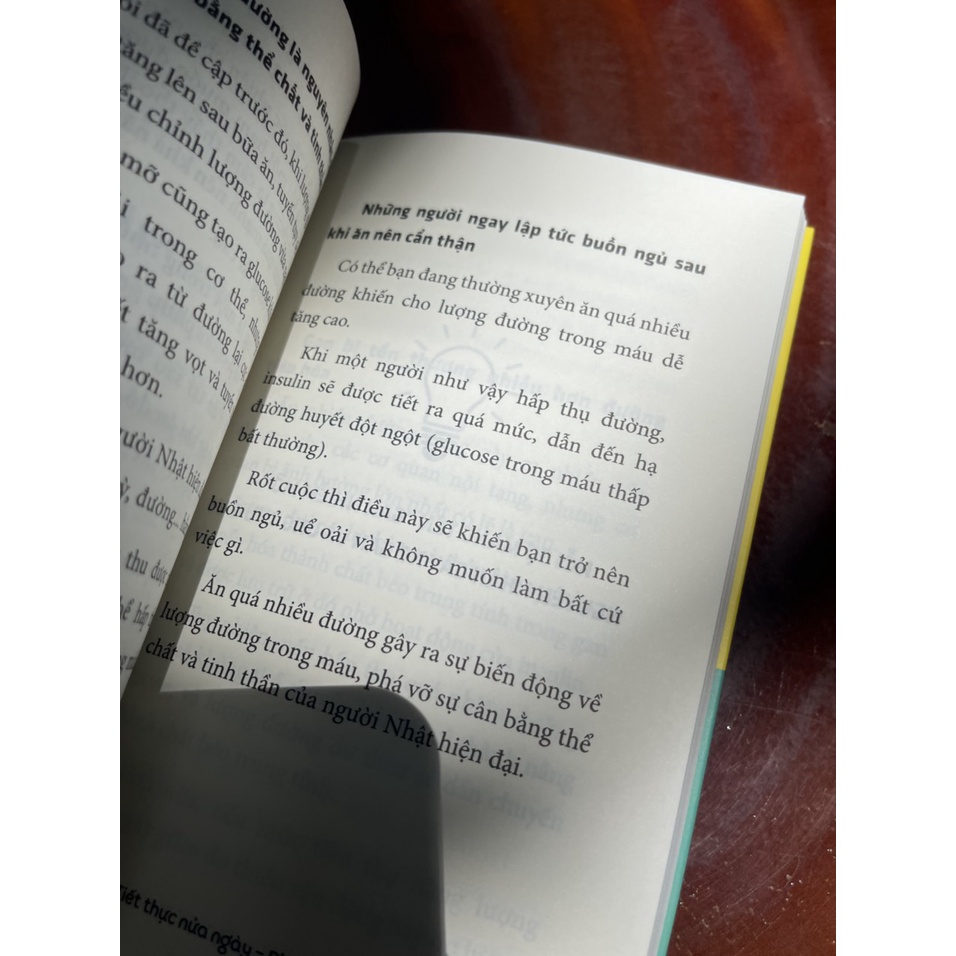 Sách -Tiết thực nửa ngày: phương thuốc tối ưu – Atsushi Aoki – Vương Anh dịch –Huy Hoang Books -Nxb Thanh Niên (bìa mềm)
