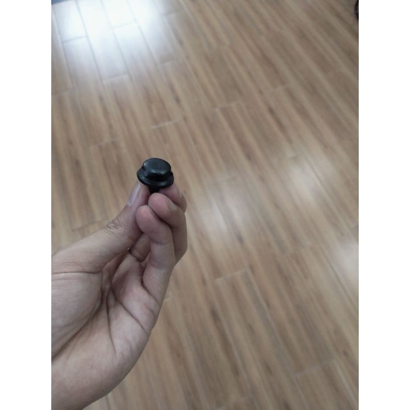 10 nút nhựa ô tô Expander- Lòng vè-khoang máy-chắn bùn