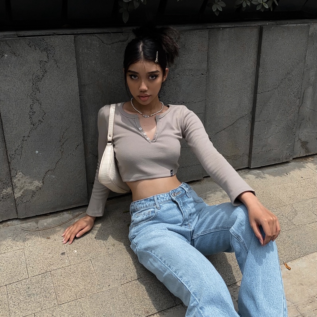 Áo Croptop Tay Dài PRADIES Basic / Trơn