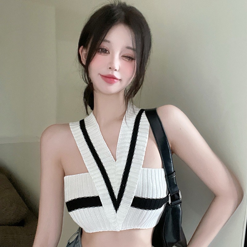 Áo Croptop Dệt Kim Sát Nách Cổ Chữ V Ôm Dáng Thời Trang Cho Nữ