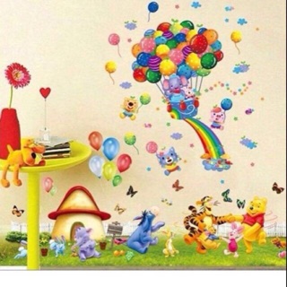Decal dán tường combo 2 tranh pooh hạnh phúc + chùm bóng sắc màu